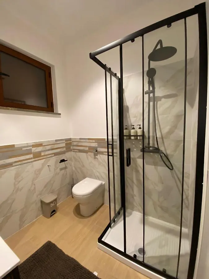 Artemide 15 New Apartment Near Mondello パレルモ