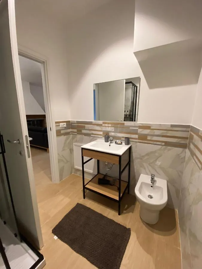 Artemide 15 New Apartment Near Mondello パレルモ