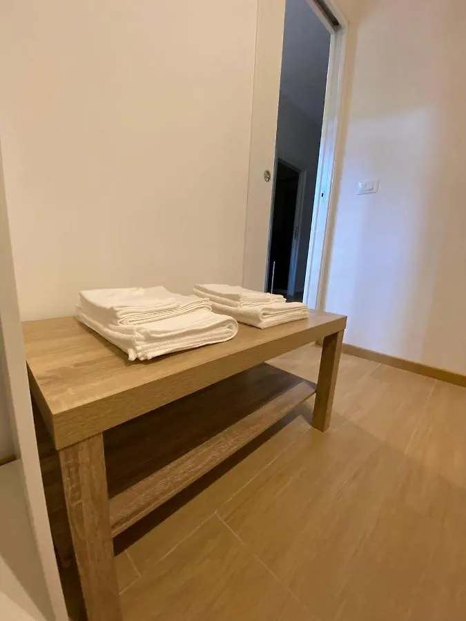 Artemide 15 New Apartment Near Mondello パレルモ